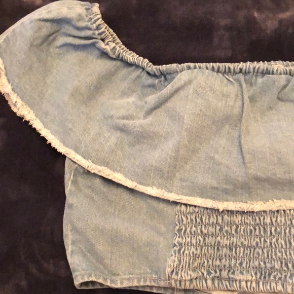 American Eagle Outfitters denim off shoulder blous - Picture 5 of 6